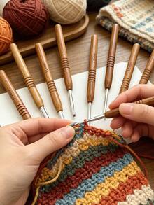 Bamboo Handle Carbonized Silver Head Crochet Hooks, 2.0-6.0mm 9 Sizes Available, Smooth Silver Head Anti-Snag, Suitable For Knitting Dolls, Scarves, Holiday Gift Making And Home Decor, First Choice For Knitting Enthusiasts Handmade Gift Making - Carbonized Round Shank Hook - View 1