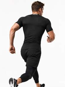 Nike Camiseta de manga corta para hombre de manga raglán, transpirable y ligera de Dri-Fit - Negro - Ver 4