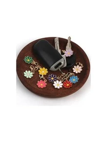 180 piezas de llaveros decorativos de flores de margarita de moda, combinación libre, regalo del Día de la Madre, Día de San Patricio, regalo exquisito de cumpleaños, decoración de bolsos, adorno colgante esencial para decoración festiva - Hazlo tú mismo - Ver 11