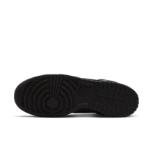 Nike Big Lux Comfortable And Soft Low-Top Sneakers For Men, Black And Green - Black and Green - View 9
