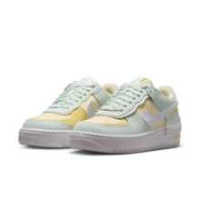 Nike Shadow 女款舒適百搭低筒滑板鞋 黃色/白色/綠色 - 黃白綠 - 查看 1
