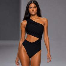 Elegant Women's Swimsuit With Ruching, Cutouts, And Ruffles For Vacations And The Beach. - Negro - Ver 3