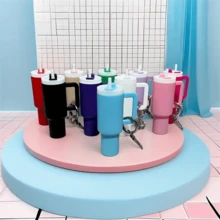 [Mini Keychain] 2pcs (Random Color) Mini Cup Keychain Set | Detachable Lipstick And Pill Storage Box, Fashionable Beverage Container Keychain | Perfect For Backpacks And Car Keys, Great Gift For Friends And Sports Enthusiasts - View 1
