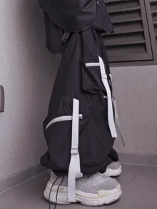 niepce Men's Black Wide Leg Strapped Pants Techwear Streetwear Oversized Joggers - Black - View 5