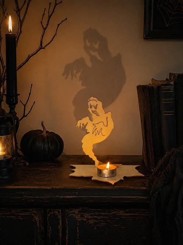 1 buc. ornament de grădină Halloween gotic horror cu fantomă, suport pentru lumânare cu proiecție de umbră înfiorătoare, decor de curte cu siluetă de fantomă ajurată, decorațiune de masă pentru casă bântuită, accent pentru pridvor, terasă, peluză și alee, recuzit pentru petrecere horror, decor de sărbătoare Trick or Treat, decorațiune de casă pentru sezonul înfiorător, suport pentru lumânare cu temă de vrăjitoare, decor pentru scenă de cimitir, centerpiece pentru petrecere de Halloween, decor cu umbră la lumina lumânării, decorațiune de curte pentru toamnă, interior și exterior, ornament pentru atmosferă de petrecere în grădină