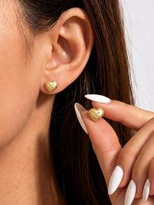 1pair Pure Silver Earrings, Creative And Luxurious Matte Heart-Shaped Striped And Polka Dot Design, For Women - Gold - View 4