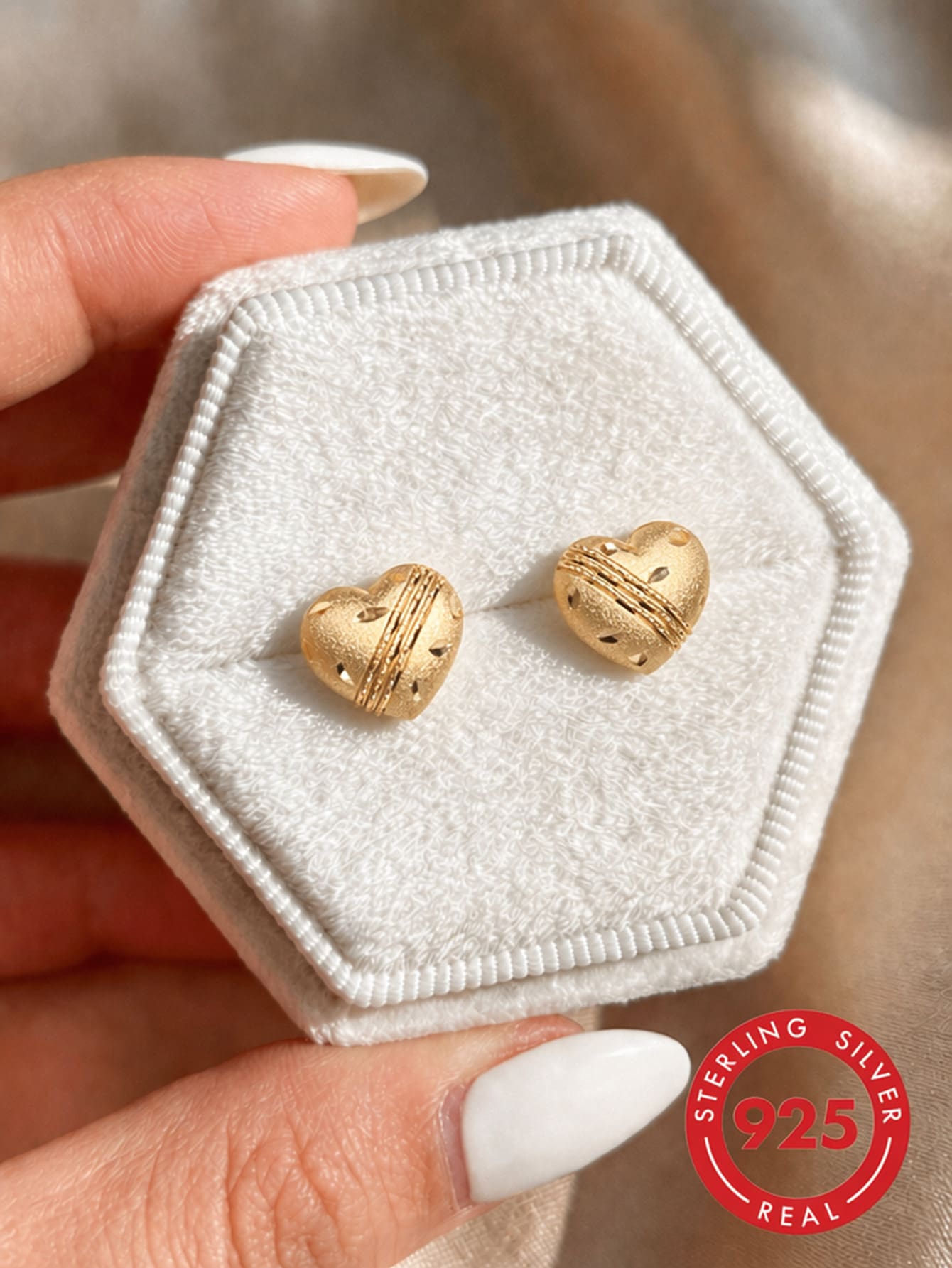 1pair Pure Silver Earrings, Creative And Luxurious Matte Heart-Shaped Striped And Polka Dot Design, For Women - Gold - View 1