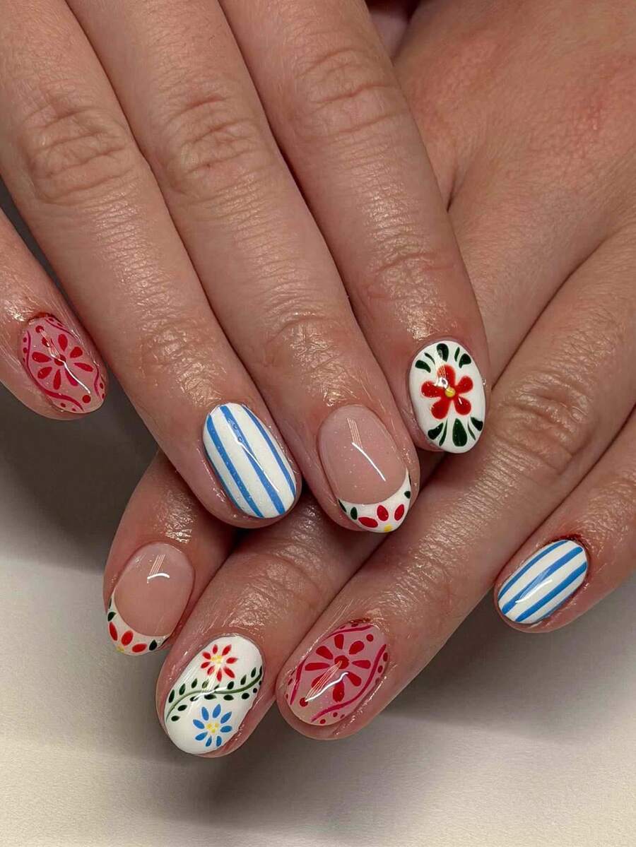 24pcs Press On Nails Flowers Fake Nails Short Fake Nails False Nails Oval Shape Nails Press On Manicure Set Includes 1sheet Adhesive Tabs & 1pc Nail File Suitable For Everyday Wear - Multicolor - View 1