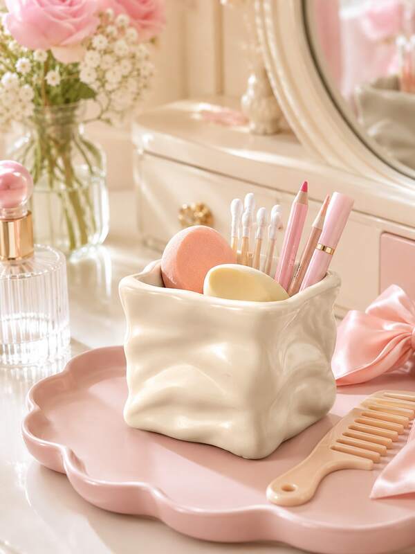 Cream White Wave Makeup Brush Holder, Cute Vanity Organizer Cup, Cosmetic Storage Box For Lipstick Eyeliner Cotton Swabs, Girls Dressing Table Decor, Coquette Room Decor, Desktop Organizer, Bathroom Countertop Storage, Cute Gift For Women Girls