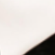 متعدد الألوان
