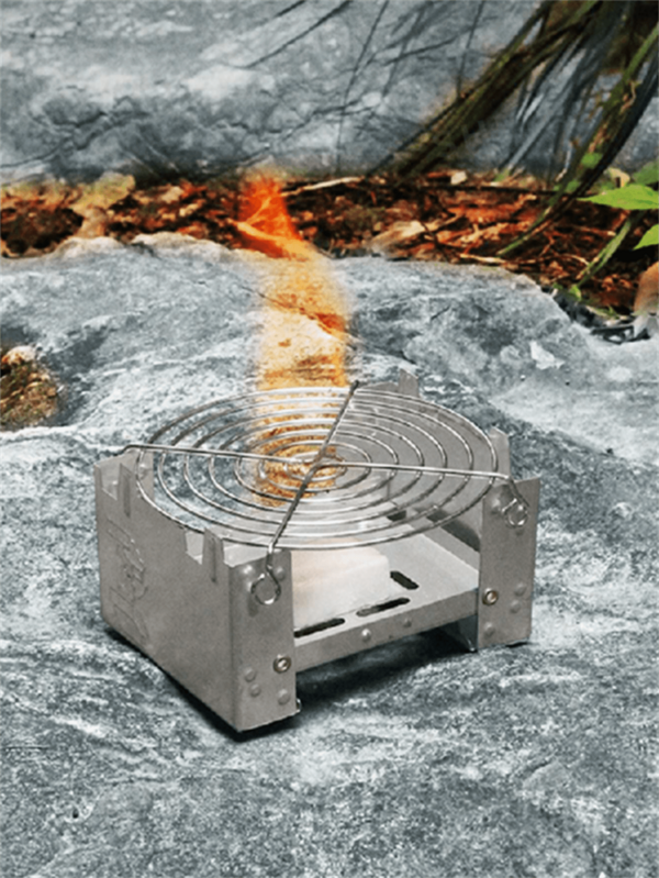 Opvouwbare kampeerkookplaatset | Compact ontwerp met windscherm, brandstofbak, dubbel gebruik voor brandhout/houtskool | Ideaal voor pan, pot, kop | Alleen voor koken, niet voor contact met voedsel | IJzermateriaal