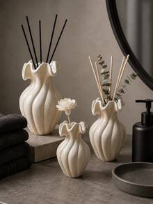 1pc Wabi-Sabi Style Spotted Cream Ribbed Reed Diffuser Bottle, Lotus Leaf Wavy Rim Design, Minimalist Dried Flower Fragrance Vessel, Neutral Color Living Room Desktop Aesthetic Decor Gift - Spiral Aroma Bottle - View 9
