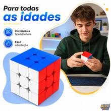 Cubo mágico Magnético Profissional 3x3x3 colorido Speed Cube stickerless com imã ajuste de tensão e suporte Anti Travamento Moyu 56mm - Magnético - Visão 5