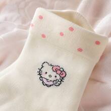 MINISO Sanrio Hello Kitty 棉質中筒襪，柔軟刺繡、透氣彈性，開學必備襪子 - 樣式 1 - 查看 4