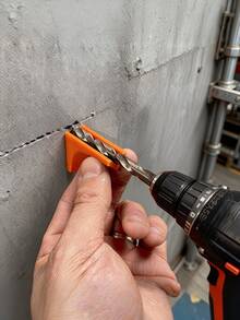 V-Groove Fitting Design Drill Guide Rail Vertical Square Positioning Tool Multi Size Positioning Auxiliary Tool Portable Drilling Locator Bracket Woodworking Punching Assistant Tool For DIY Carpenter Household Hardware Accessories,Wear-Resistant - Orange Set - View 5