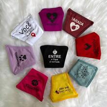 Kit 2 Calcinhas Fio Dental Plus Size Frases Sensuais Sensual Regulável Confortável 46,48,50,52 - Vermelho - Visão 3