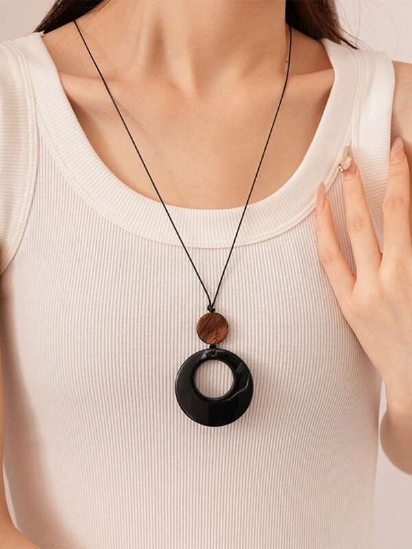 1pc Vintage Black Leather Cord Long Round Pendant Necklace Suitable For Women's Daily Wear