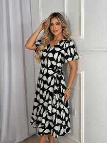 Vestido Feminino Midi Estampado Moda Evangélica - Preto e Branco - Visão 2