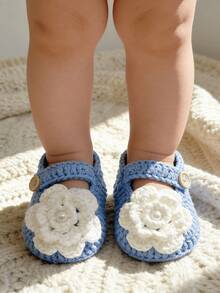 1 Pair Handmade Infant Boots, Green Crochet With White Flowers, Button Closure - Baby Blue - View 5