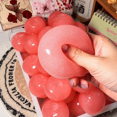 2026 New Handmade Slushy Squishy Crunchy Squishy Peach Ice Cream Squeeze Toy, Fidget Toys Slow Rising Squishies, Maltose Material Squeeze Ball, Soft Squishy Toy, Slow Rebound Fruit Squeeze Toy, Stress Relief Venting Tool, Birthday Party Gift - Christmas Gift - Perfect Gift - Back To School - Halloween