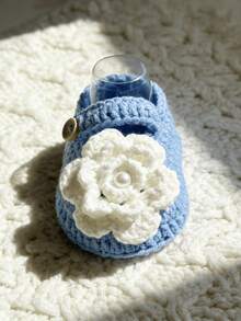 1 Pair Handmade Infant Boots, Green Crochet With White Flowers, Button Closure - Baby Blue - View 3