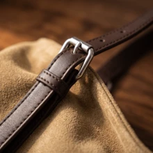 Nuevo bolso de hombro tipo almohada de ante retro para mujer, bolso tote bandolera de gran capacidad para el diario, textura suave y duradera con diseño ligero, múltiples bolsillos - blanquecino - Ver 4