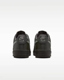 Sepatu Sneakers Nike Air Force 1 '07 Pria IV5732-001 - Hitam - View 7