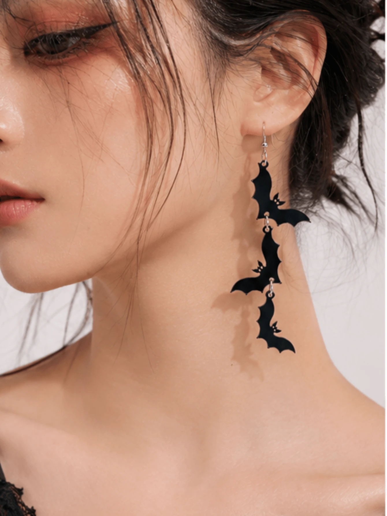 1 par de pendientes con forma de murciélago estilo gótico de Halloween, joyería de moda personalizada, regalo adecuado para uso diario, regalo perfecto para fiestas y vacaciones, accesorio versátil para atuendos casuales de vacaciones de mujeres, Halloween - Multicolor - Ver 1