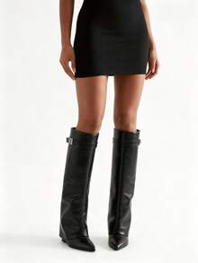 Luxury Fashion Women Fold Over Pointy Pull-On Shark Boots Women Wide Calf Padlock Boots Nightclub Elegant Shoes - 黑色1 - 查看 4