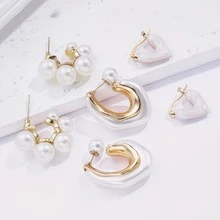 6Pcs French Design Heart Faux Pearl C-Shaped Earrings, Exaggerated Luxury Asymmetrical Dangle Earrings For Women, Fashionable Jewelry For Daily Wear, Party And Banquet - Multicolor - View 4