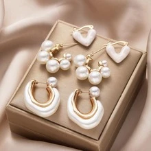 6Pcs French Design Heart Faux Pearl C-Shaped Earrings, Exaggerated Luxury Asymmetrical Dangle Earrings For Women, Fashionable Jewelry For Daily Wear, Party And Banquet - Multicolor - View 1