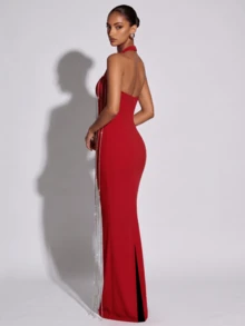 Elegante vestido largo rojo sin tirantes con cadena de strass para fiesta y boda de otoño - Rojo - Ver 2