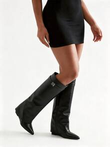 Luxury Fashion Women Fold Over Pointy Pull-On Shark Boots Women Wide Calf Padlock Boots Nightclub Elegant Shoes - 黑色1 - 查看 3