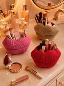 Soporte para brochas de maquillaje con forma de labios brillante, caja de almacenamiento de cosméticos con forma de labios con cristales, organizador de tocador estético, adecuado para brochas de maquillaje, bolígrafos y cosméticos, regalo ideal para entusiastas del maquillaje, dormitorio, baño, organizador de cabello - Ver 2
