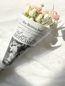 客製化報紙風格伴娘邀請卡，Will You Be My Bridesmaid 卡片，可客製照片與文字，適合作為節日攝影道具，為照片增添趣味與魅力，完美適用於婚禮派對 - 彩色 - 查看 11