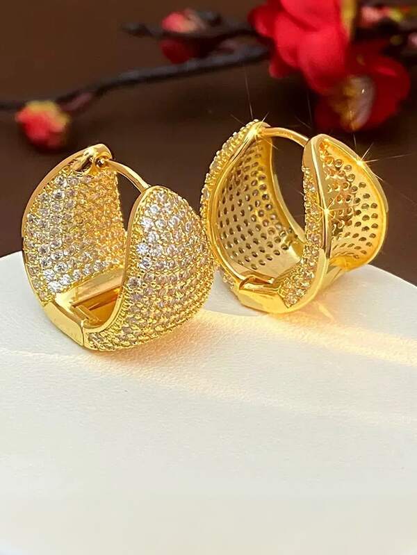1 Pair Women's Luxury Cubic Zirconia Earrings, Copper Material, Minimalist Elegant Commuter Business Style, High-End Fashion Textured Ear Jewelry