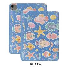 GIIPPA 1個可愛海洋平板保護殼，魚與海星印花，日系可愛風。Y型摺疊設計，磁吸扣，支持多角度支撐與自動休眠/喚醒。防震輕便，全面保護。無筆槽，適合學校、辦公室和日常使用。兼容 iPad Mini 6/7, Air 2/3/4/5/11/13" (M2/M3 2024-2025), 5-11代, Pro 10.5/11/12.9 英吋 (2017-2025)。 - 彩色 - 查看 2
