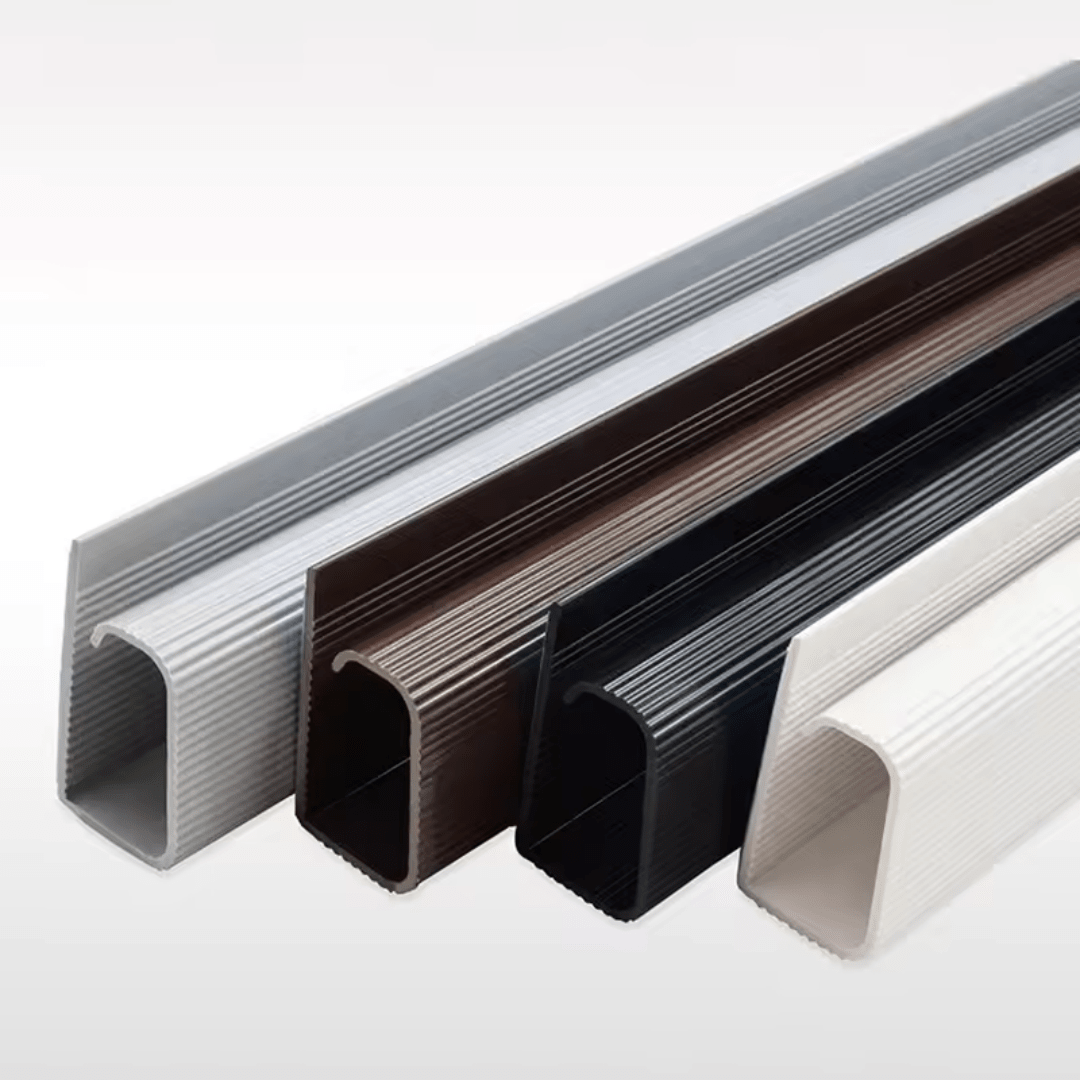 1 pieza Bandeja de gestión de cables de PVC de 40cm/15.74in, organizador de cables autoadhesivo debajo del escritorio, fácil instalación, adecuado para oficina y hogar, cubierta de cables, ahorrador de espacio, fácil de limpiar