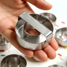 6.5cm And 9cm Mini Stainless Steel Donut Molds With Handle, Professional Donut Tool, Suitable For Donuts, Bagels And Cookies, Home Birthday Party Kitchen Baking Gadget - Silver - View 5
