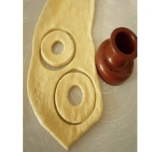 3 buah Cetakan Donat Bulat, Alat Pembuat Kue Mousse dan Kue Kering Bulat untuk Rumah Tangga - MultiWarna - View 4