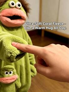 1pc Cute Funny Cartoon Big Mouth Monster Thick Coral Fleece Bathrobe, Couple Bathrobe, Cartoon Bathrobe, Suitable For Cosplay, Unisex Bathrobe - Multicolor - View 4
