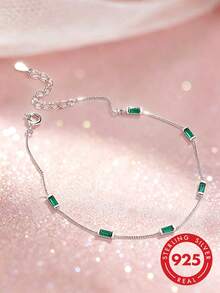 1pc S925 Sterling Silver Minimalist Ins Cold Style Elegant Green Geometric Square Diamond Bracelet, Fashionable Luxury Niche Exquisite Personalized High-End Square Green Diamond Box Chain, Versatile Jewelry Holiday Gift - Square - View 4