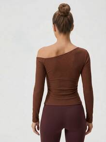 Never me Women's Solid Color Asymmetric Neck Asymmetric Neck Sports T-Shirt, Minimalist Slim Fit Elastic Diagonal Shoulder Design Yoga Wear Long Sleeve - Red Orange - View 6