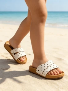 1 Pair Unisex Kids Style Flat Slide Sandals, Cute Polka Dot Soft Sole Casual Shoes Comfort Versatile For Beach Outdoor Summer Wear - Beige - View 3