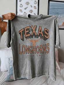 Texas Longhorns Graphic Showcasing The Iconic Longhorn Silhouette With Vintage Distressed Lettering, Tee For The Ultimate Fan ,Vacation Outfits Women - 水洗灰色 - 查看 1