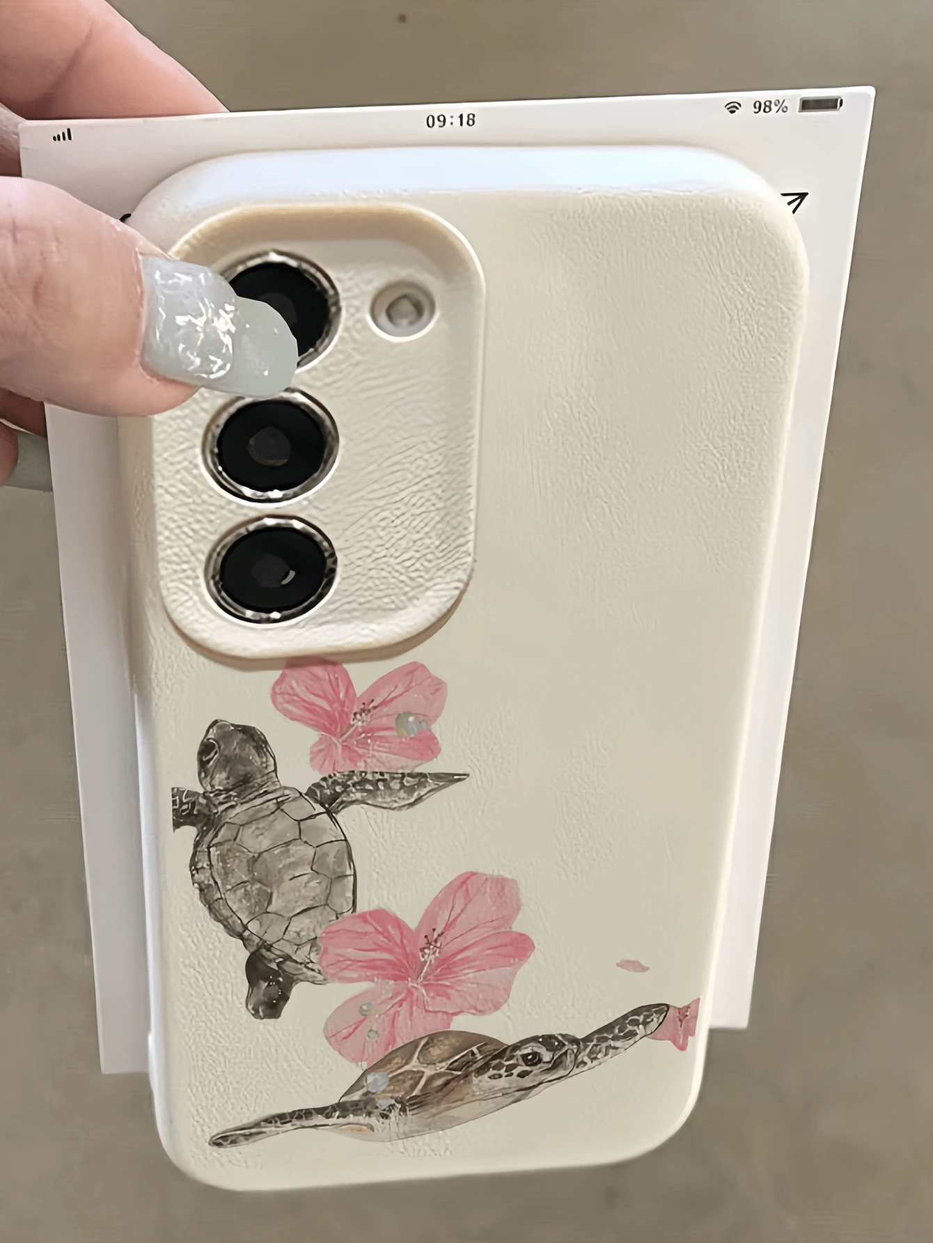 1pc White Pink Hibiscus Double Turtle Minimalist Fashion Personalized TPU Shockproof Full Coverage Phone Case Compatible With Samsung Series - Multicolor - View 1
