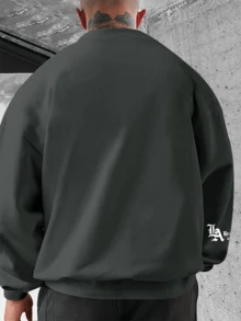 男士復古 LA 手寫字體圓領運動衫，高街風格，寬鬆版型，長袖上衣，多處細節印花 - 深灰色 - 查看 2