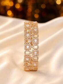 1pc Court Style Hollow Geometric Exquisite Women's Wide Bracelet, Square & Water Drop Intertwined Design, Elegant Bridal Gift, Noble Elegant Hand Accessory - Bracelet - View 10