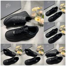 Nike Women Casual Athletic Shoes - 黑色 - 查看 2
