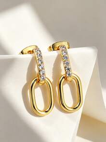 Charm-In Pendientes colgantes de eslabón de clip de papel con pavé de CZ en latón chapado en oro de 18K, delicados pendientes colgantes de óvalo enlazado para mujeres, joyería minimalista para uso diario y trabajo - Dorado - Ver 1